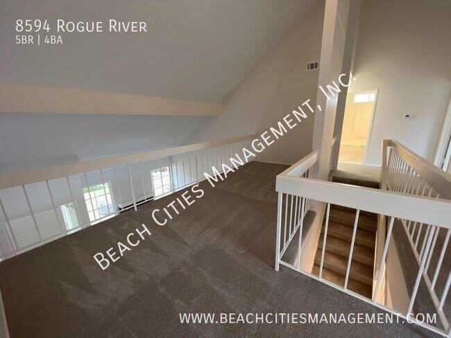 Building Photo - 8594 Rogue River Ave
