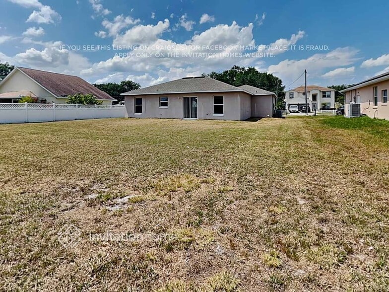 Building Photo - 465 Gannet Ct