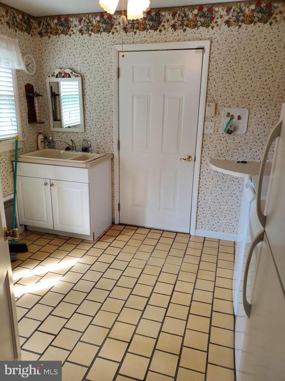 Building Photo - 1580 Severn Chapel Rd