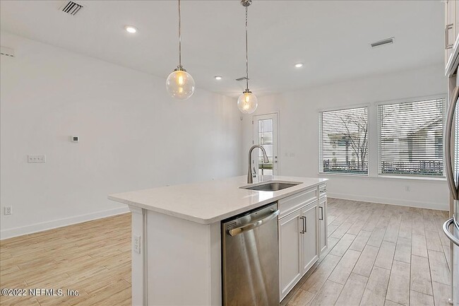 Building Photo - 11485 Gully Ct