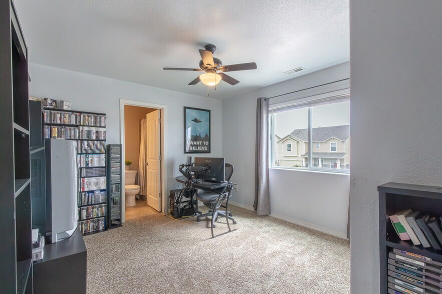 Building Photo - 9530 Ghost Flower Ln