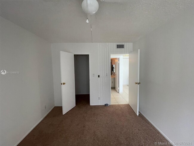 Building Photo - 601 Three Islands Boulevard