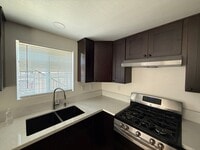 Building Photo - 8006 Towne Ave