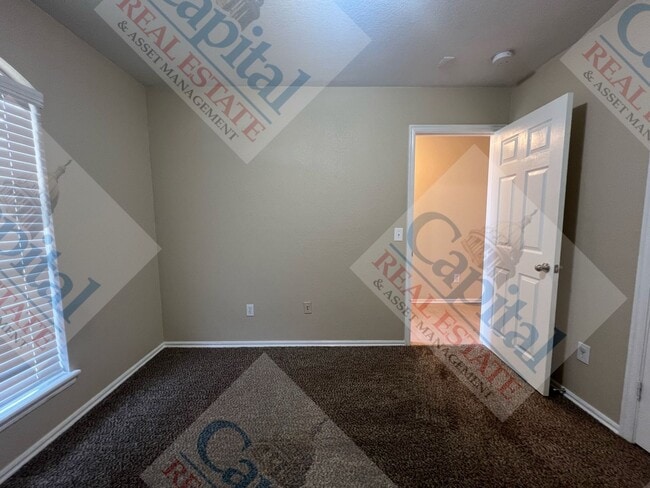 Building Photo - Home Sweet Home- Move In Special!!!!