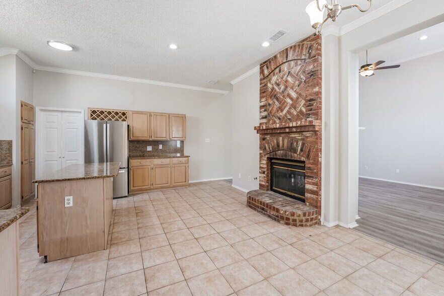 Building Photo - 440 Saddle Head Dr
