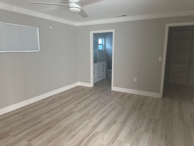 Building Photo - 3BR/2BA Pool Home with 2-Car Garage in St. Petersburg!