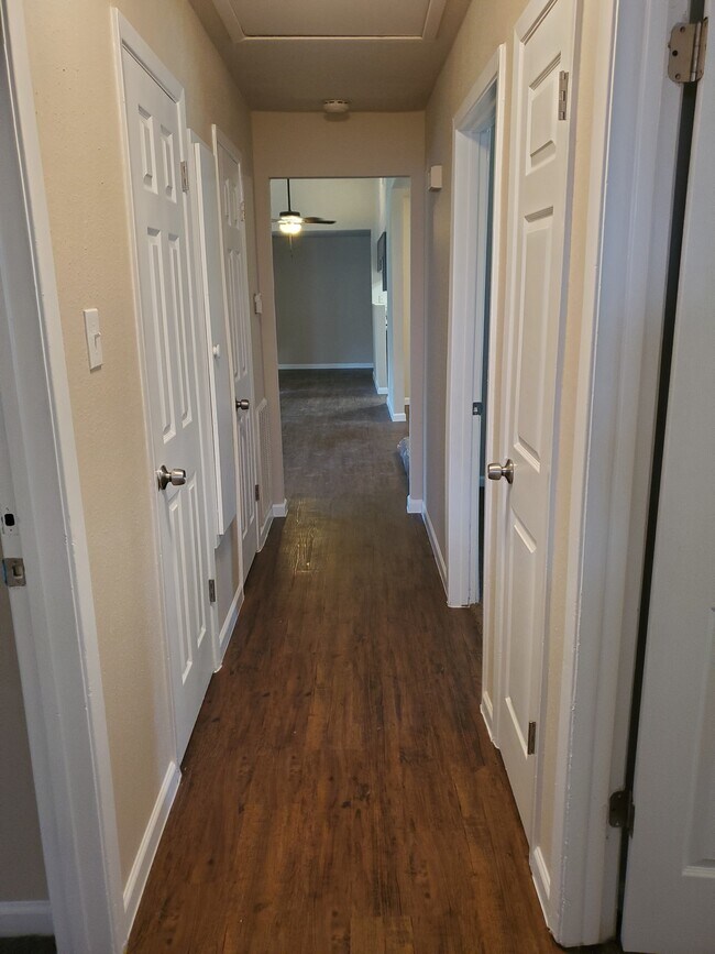 Building Photo - 4414 Monteith Dr