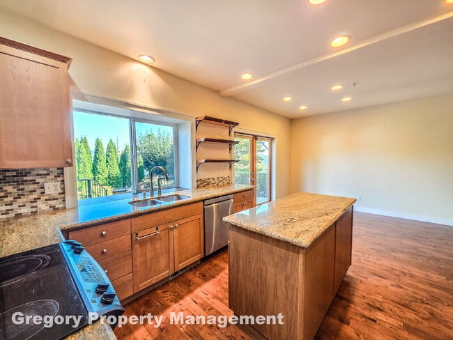 Building Photo - 12026 89th Pl NE