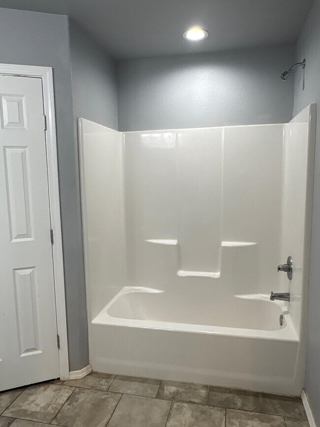 Building Photo - 8522 11th St