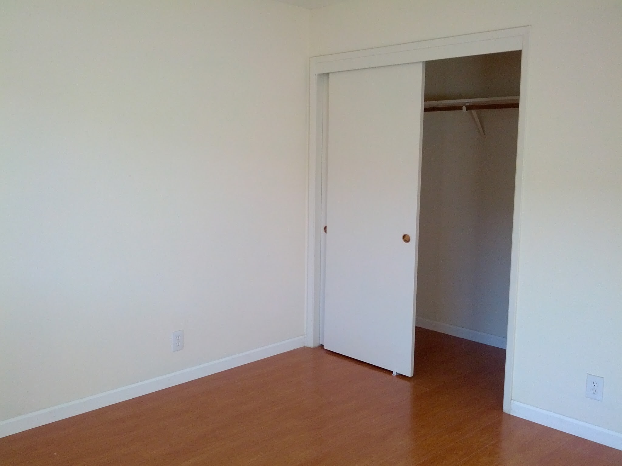 Building Photo - 879 Bing Dr