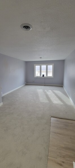 Living room - 704 S 3rd St