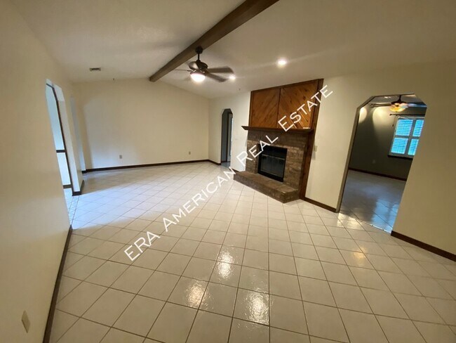 Building Photo - 520 Kumquat Ave
