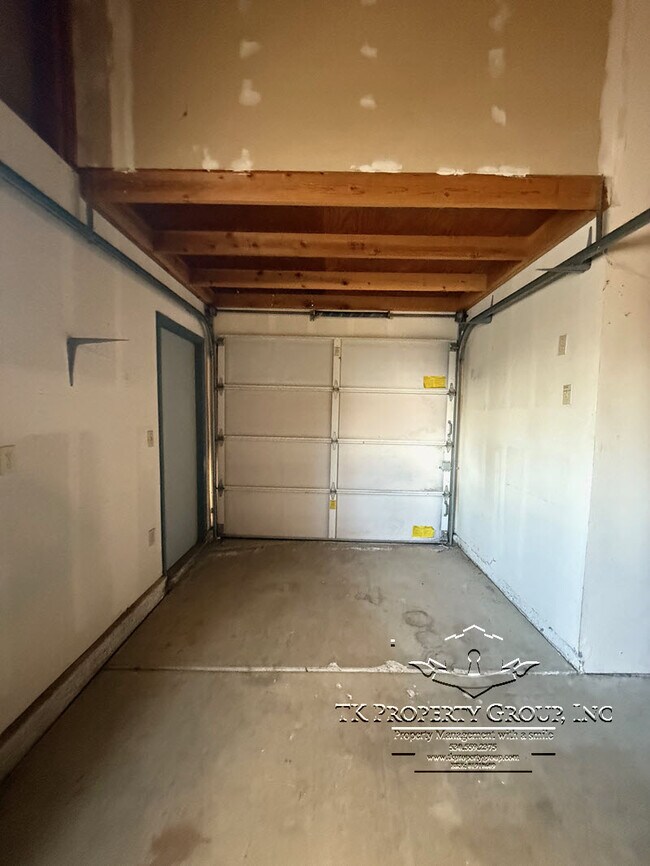 Building Photo - 17574 Patricia Way