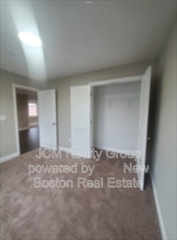 Building Photo - 67 Shepard St