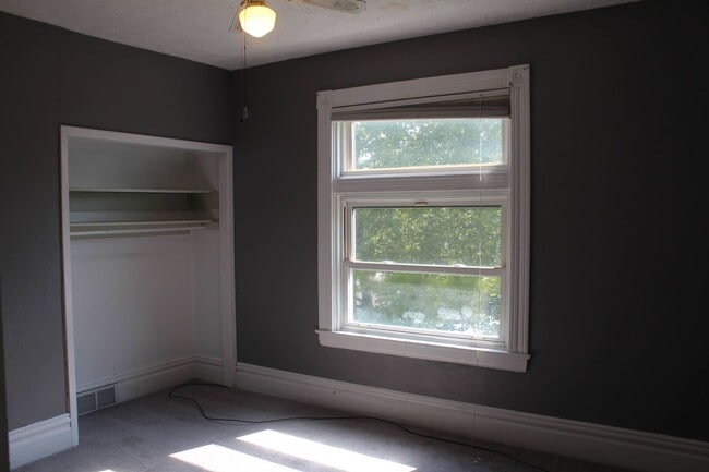 Building Photo - 803 Ohio River Blvd