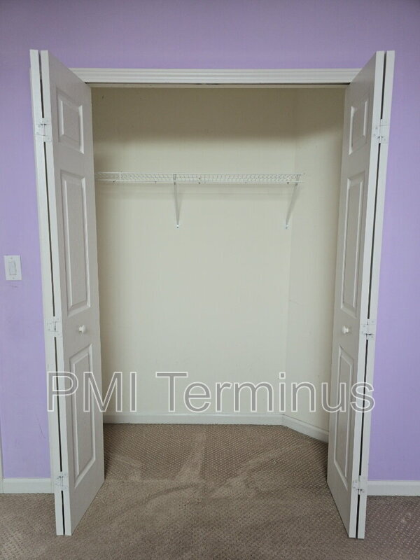 Building Photo - 3307 Fieldwood Dr SE