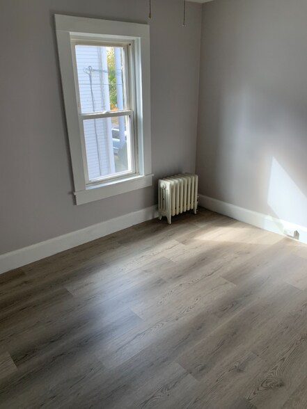 Building Photo - 966 Ridge Ave