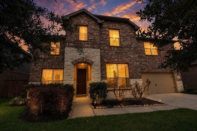 Building Photo - 24918 Meadowthorn Crest Ln