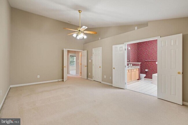 Building Photo - 13280 Maple Creek Ln