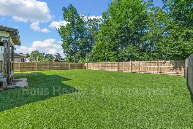 Building Photo - 150 Sycamore Hill Dr