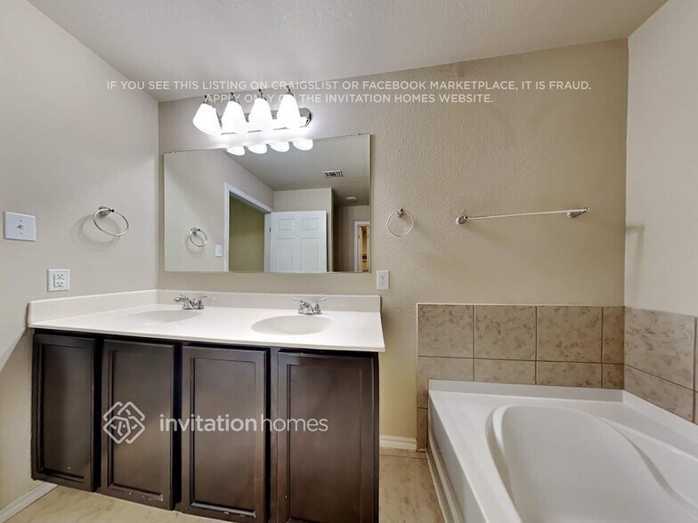 Building Photo - 6512 Sierra Madre Dr