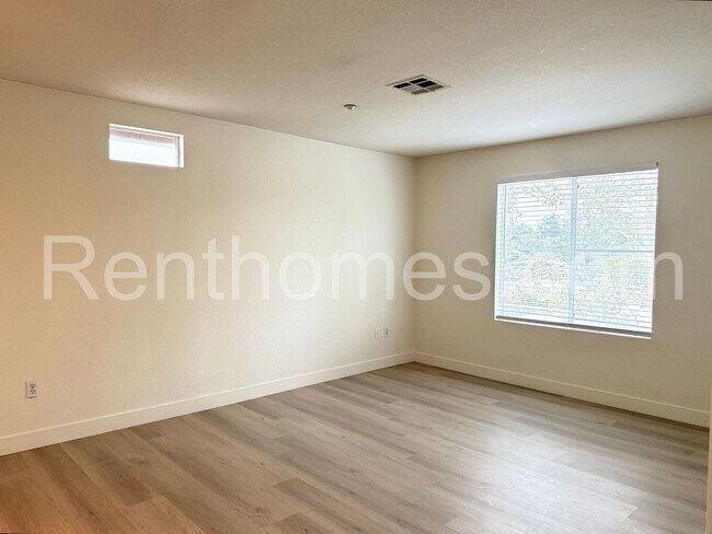 Building Photo - 1603 White Hickory Pl