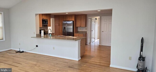 Building Photo - 10129 Peanut Mill Dr