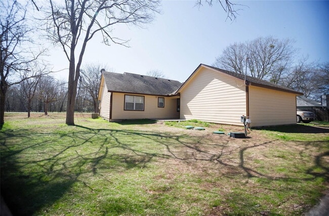 Building Photo - 164 Kaeleku Ln