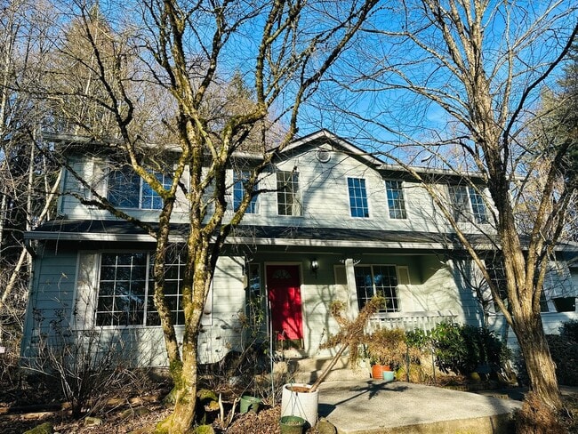Building Photo - Charming Newly Remodeled Acreage Home