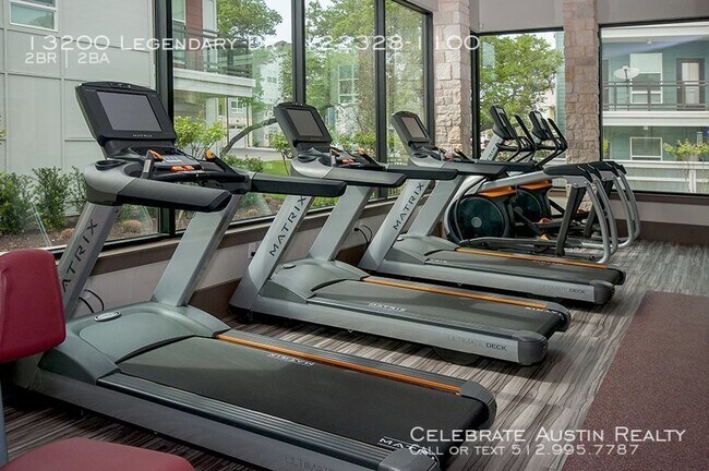 Building Photo - HighLine