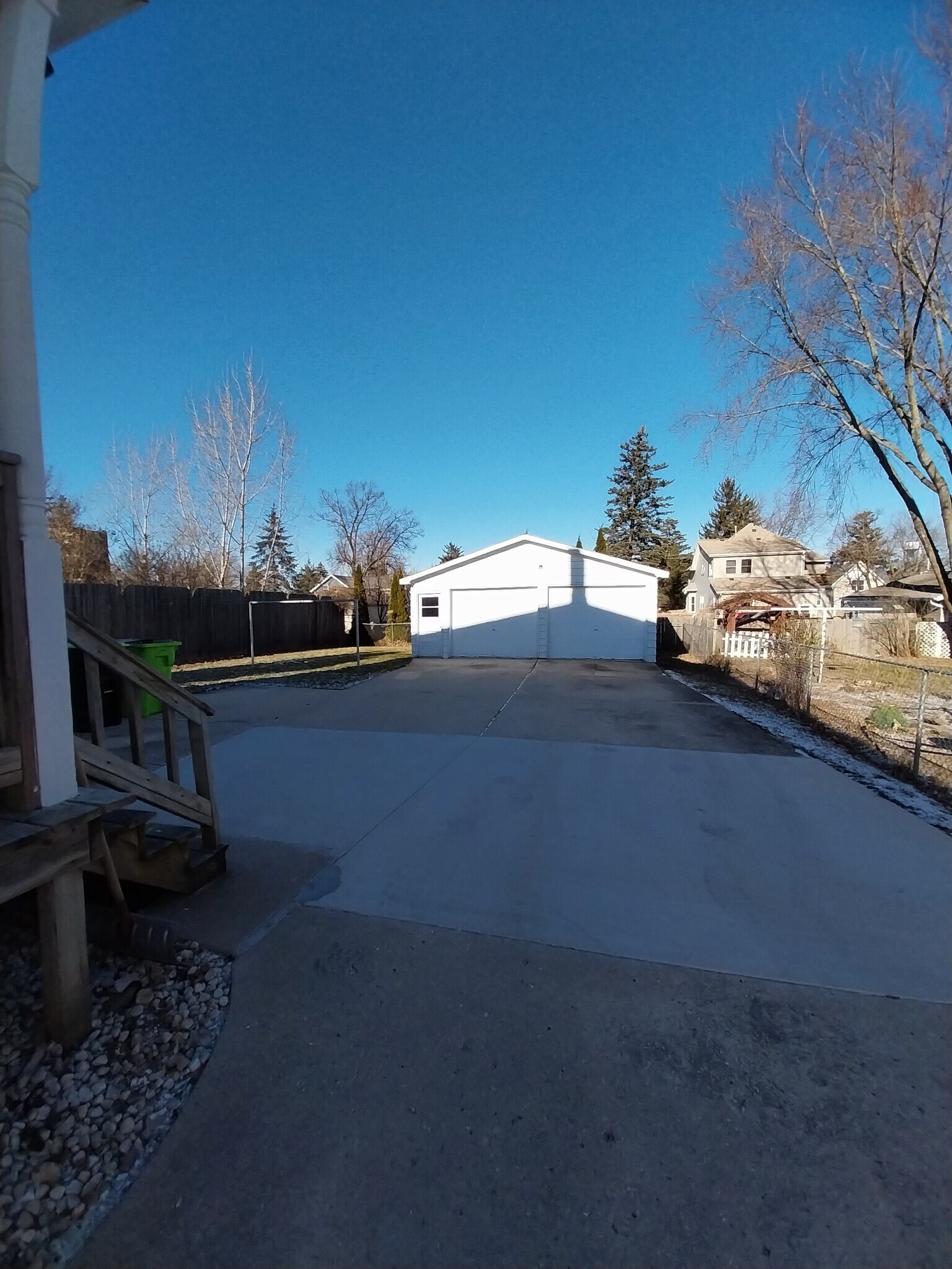 Garage and back yard - 48 Baldwin St