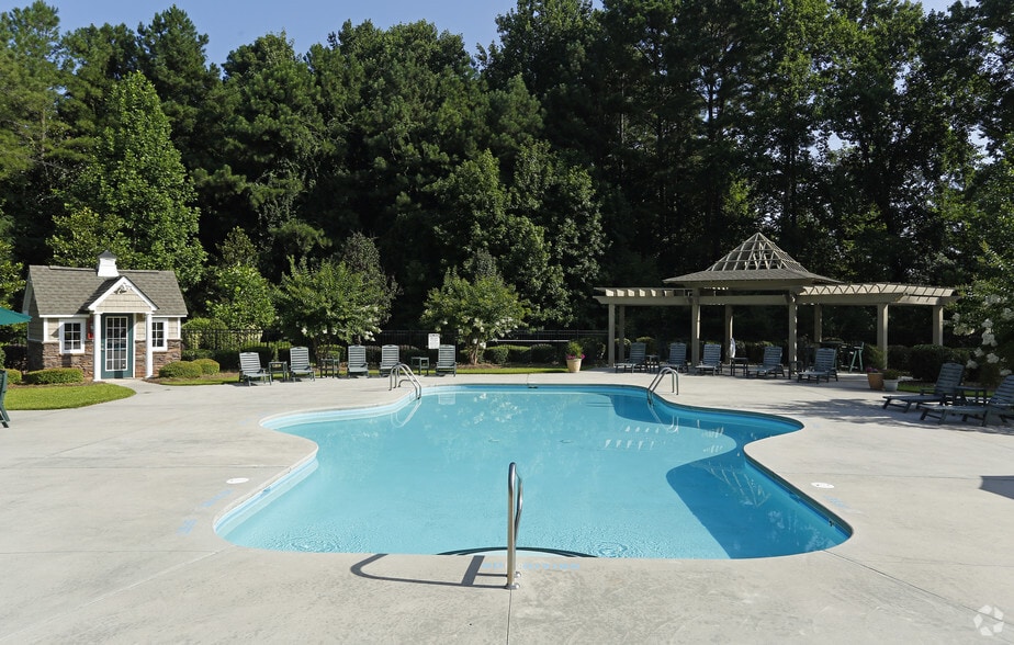 Building Photo - Falls Creek