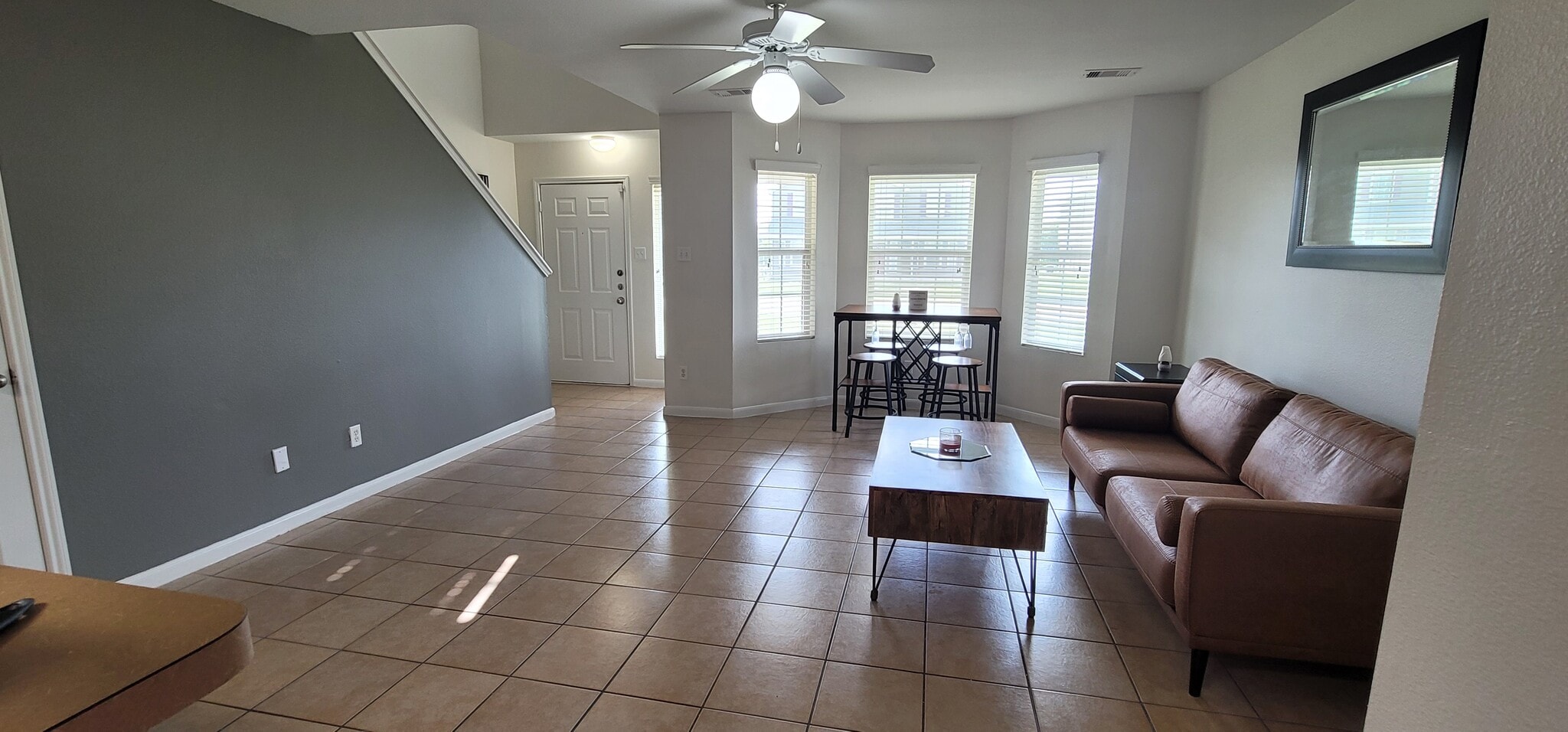 Common Living area - 23352 High Point St