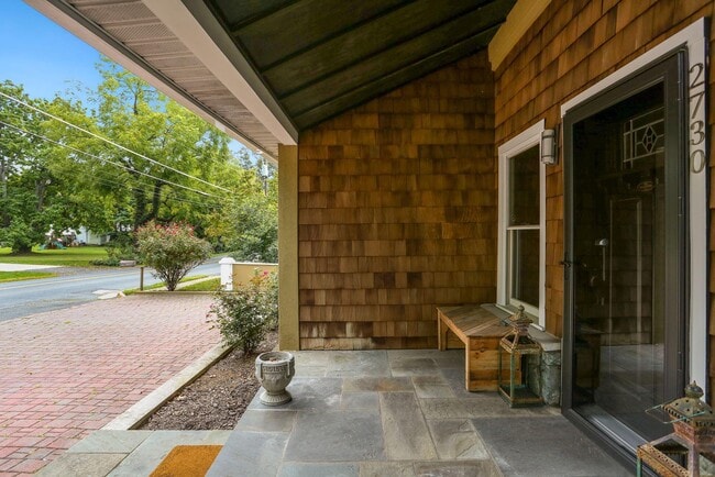 Building Photo - 2730 Oak Valley Dr