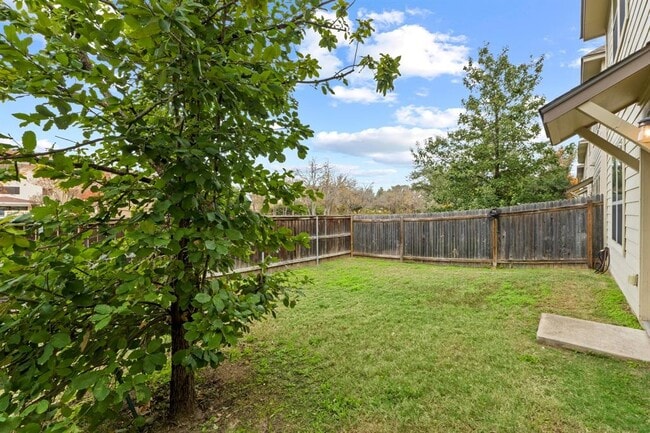 Building Photo - 13001 Hymeadow Dr