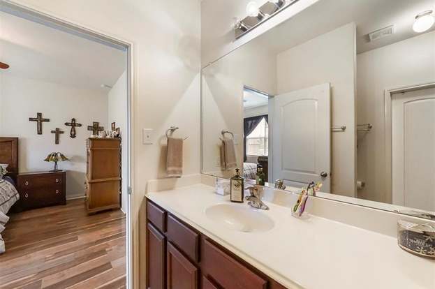 Building Photo - 5114 Harbor Palm Dr