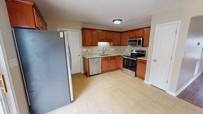 Building Photo - 4 Bedroom Gem Less Than 30 Minutes from Fort Bragg!
