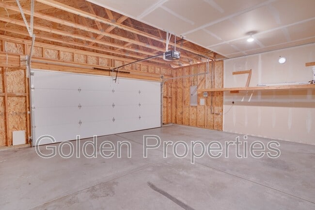 Building Photo - 2545 W Blueberry Cir