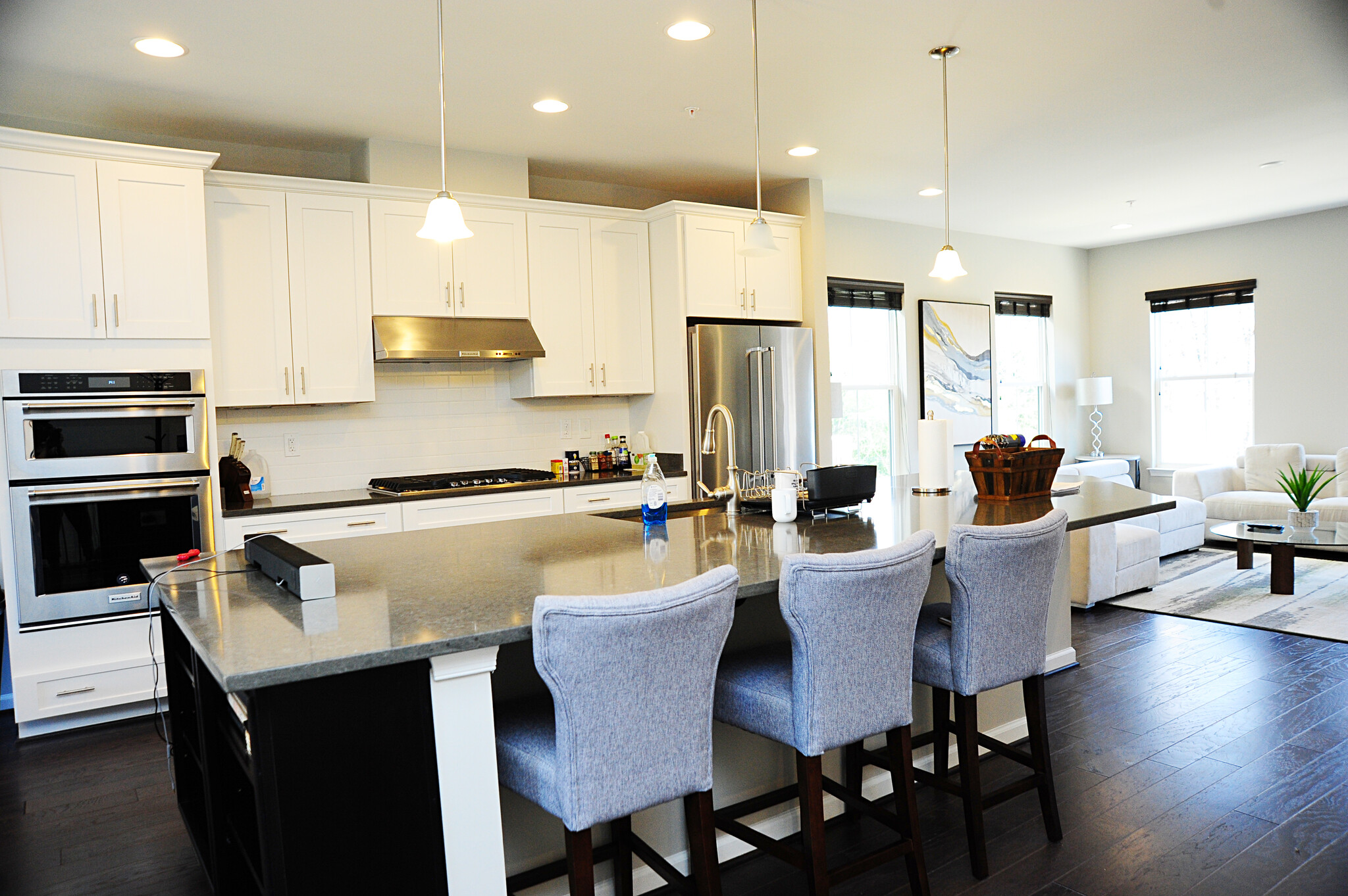 Gourmet Kitchen with Large Island - 3969 Norton Place