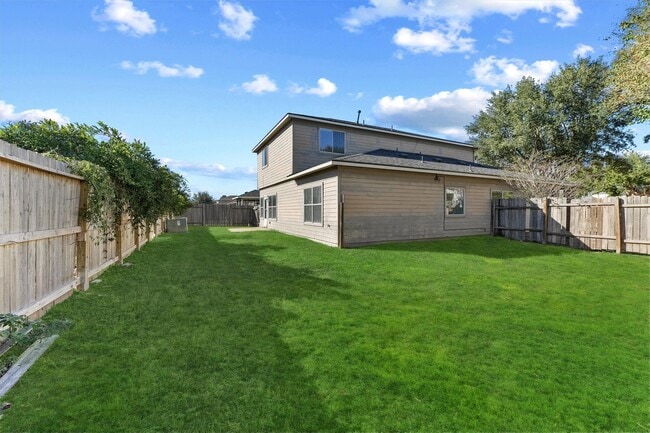 Building Photo - 18211 Fairview Valley Ct