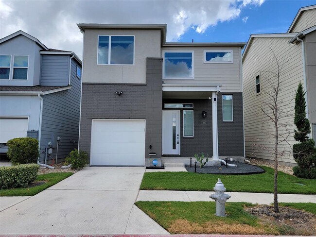 Building Photo - 1301 Showbox St