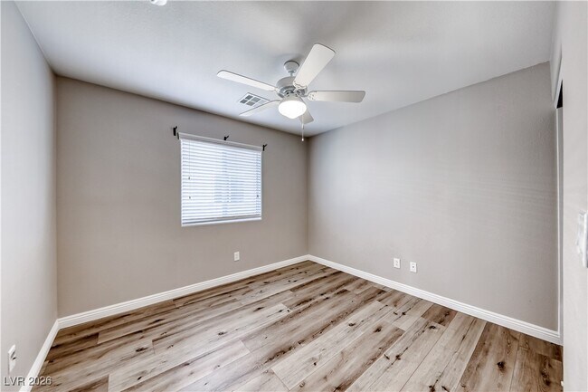 Building Photo - 2359 Koho Dr