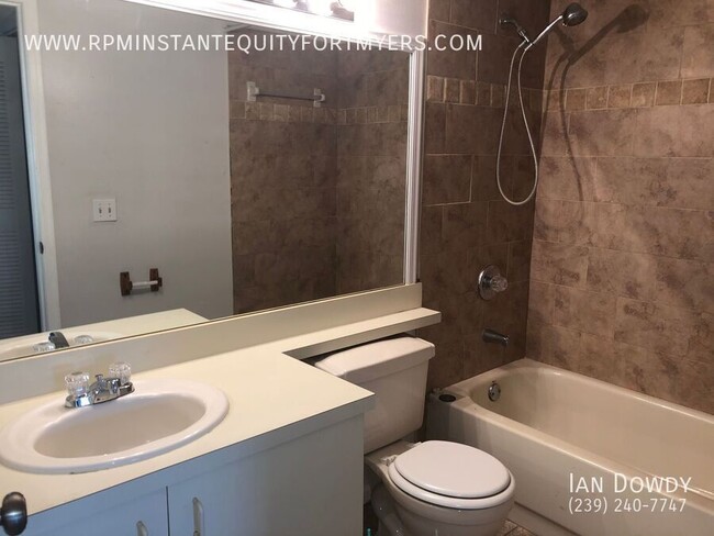 Building Photo - 13575 Eagle Ridge Dr