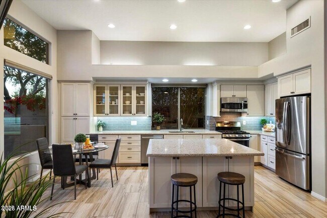 Building Photo - 6501 Shooting Star Way