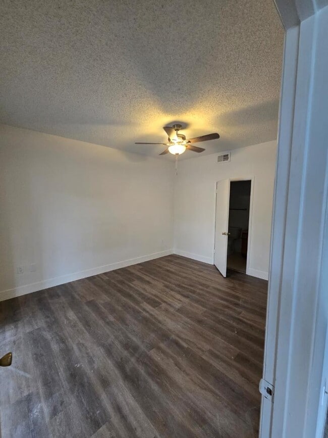 Building Photo - 2445 SW 18th Terrace