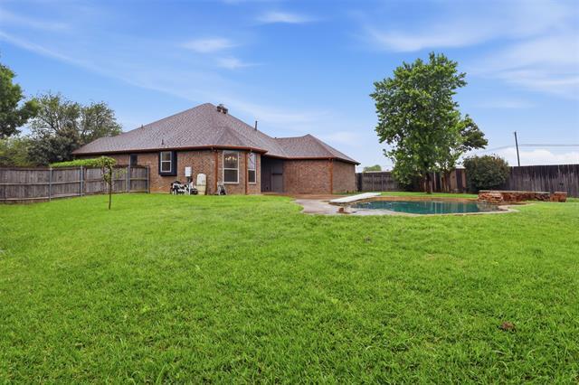 Building Photo - 1404 Chaucer Dr