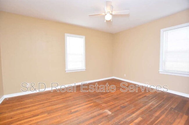 Building Photo - 738 E Valencia St