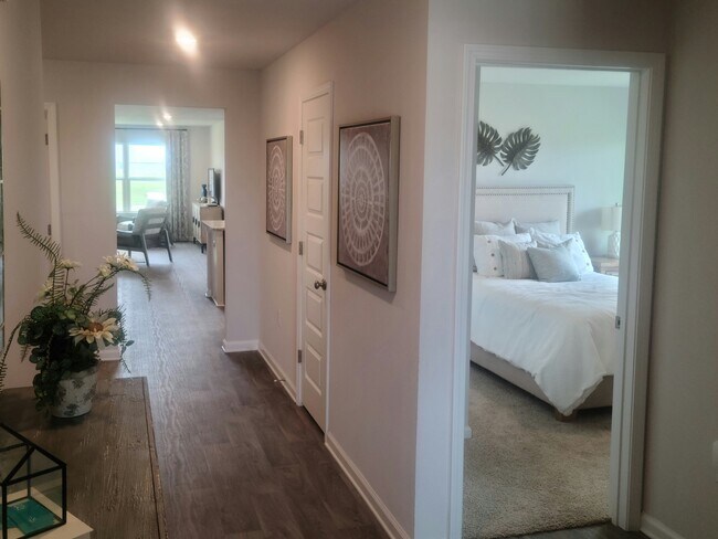 Building Photo - 5112 Sienna Dr