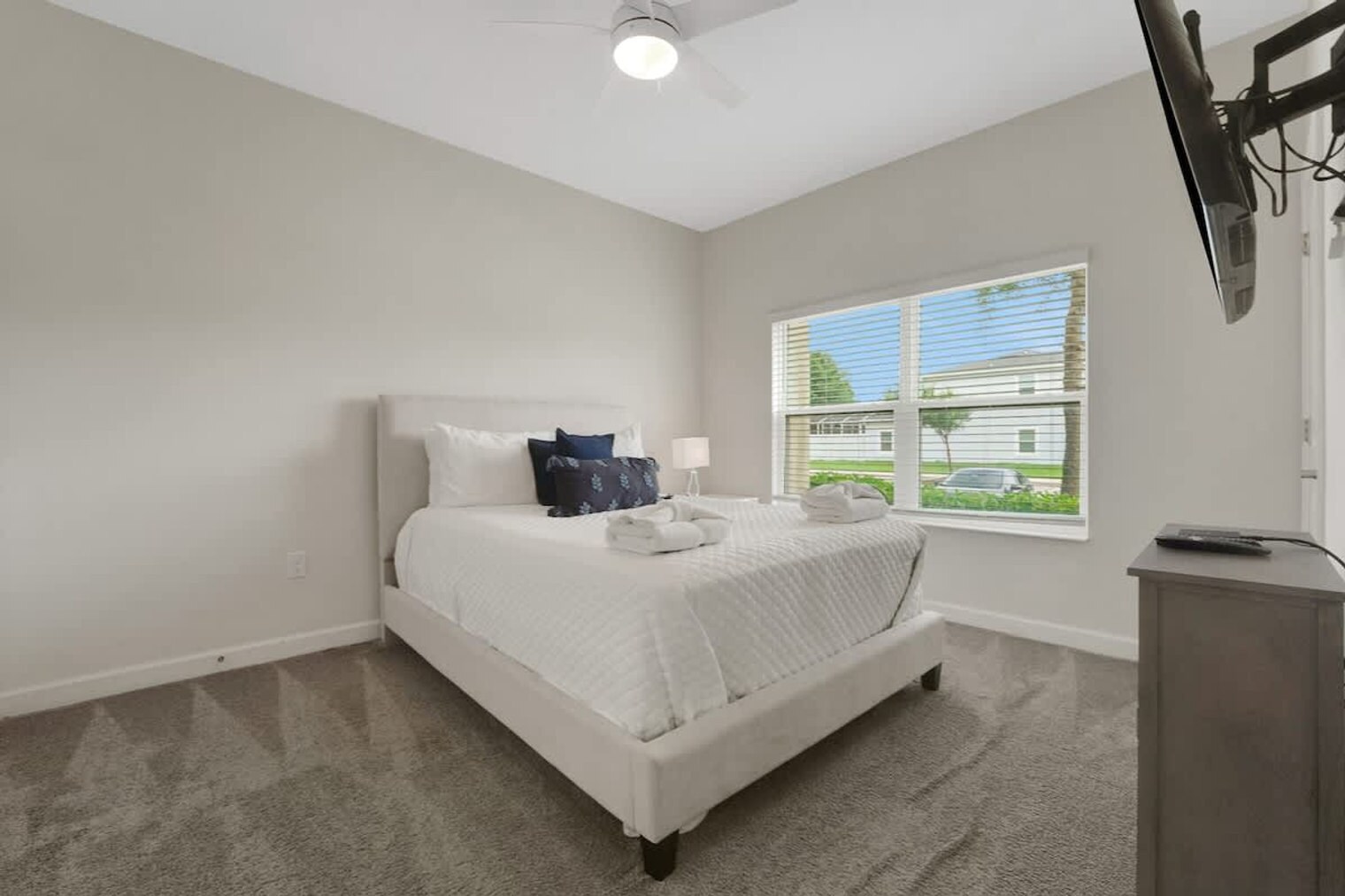 Building Photo - 404 Ocean Course Ave