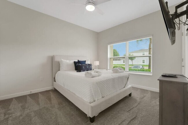 Building Photo - 404 Ocean Course Ave